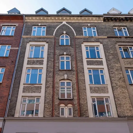 Apartment Lovely Flats In Vibrant Area Of *