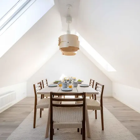 Lovely Flats In Vibrant Area Of
