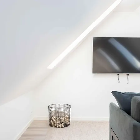 Lovely Flats In Vibrant Area Of Apartment