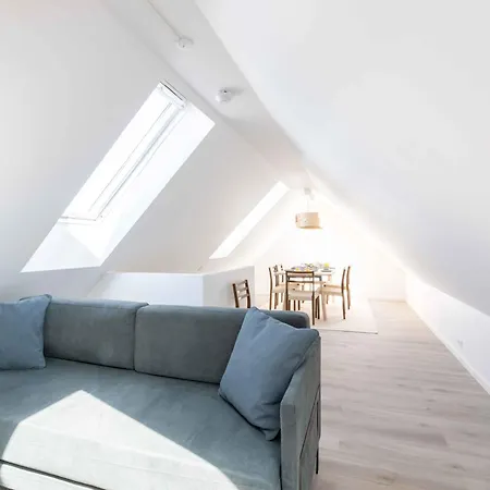 Apartment Lovely Flats In Vibrant Area Of