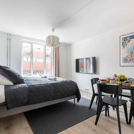 Apartment Lovely Flats In Vibrant Area Of
