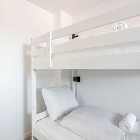Appartamento Lovely Flats In Vibrant Area Of *