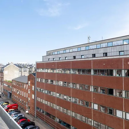 Lovely In Vibrant Area Of Lägenhet *