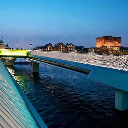 Lovely In Vibrant Area Of Lägenhet Köpenhamn