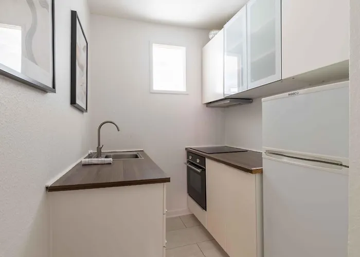 Lovely In Vibrant Area Of *