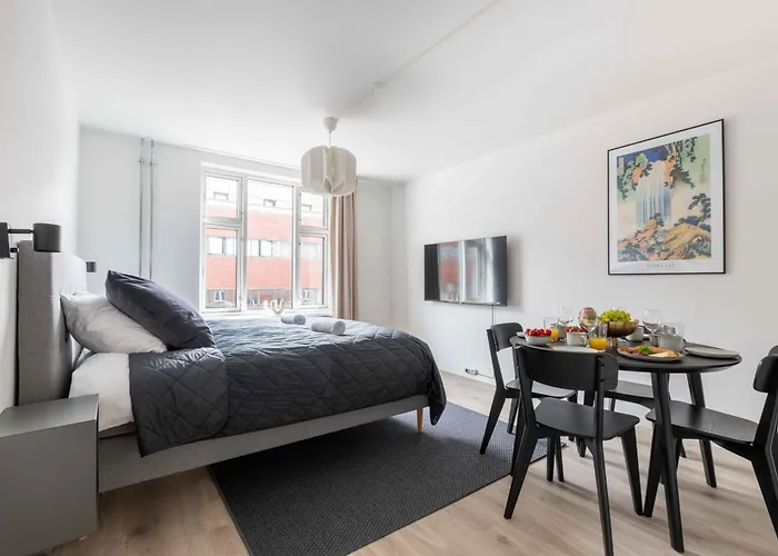 Lägenhet Lovely In Vibrant Area Of