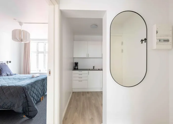 Lovely In Vibrant Area Of Lägenhet